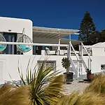 Дом отдыха Lily Mykonos