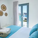 Дом отдыха Lily Mykonos *