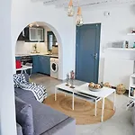 Дом отдыха Lily Mykonos
